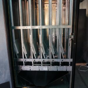 HIGH-CAPACITY DRINK VENDING MACHINE (10 X SELECTIONS) - Image 5