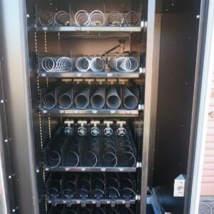 3 WIDE COMBO VENDING MACHINE - Image 6