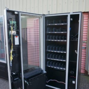 3 WIDE COMBO VENDING MACHINE - Image 5