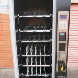 3 WIDE COMBO VENDING MACHINE - Image 4