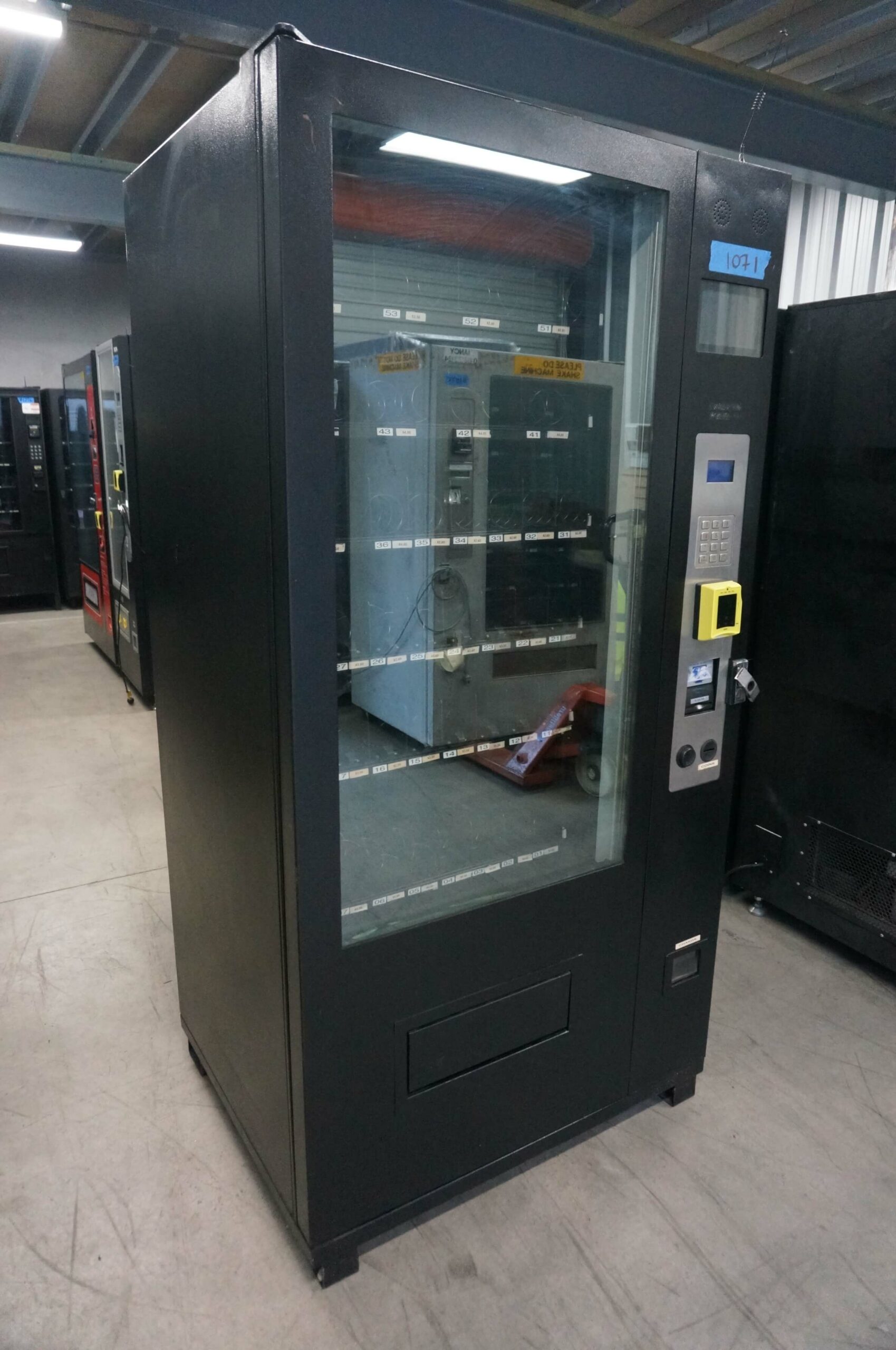 4 WIDE COMBO VENDING MACHINE - Vending Machines Australia