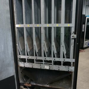 HIGH-CAPACITY DRINK VENDING MACHINE - Image 5