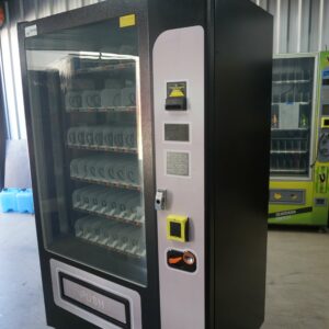 5 WIDE COMBO VENDING MACHINE - Image 4