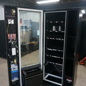 3 WIDE COMBO VENDING MACHINE (MAXIVEND) - Image 2