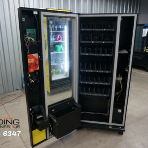 3 WIDE COMBO VENDING MACHINE - Image 4