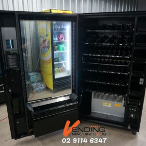 5 WIDE COMBO VENDING MACHINE - Image 5