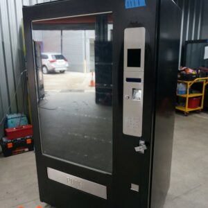 5 WIDE COMBO VENDING MACHINE - Image 2