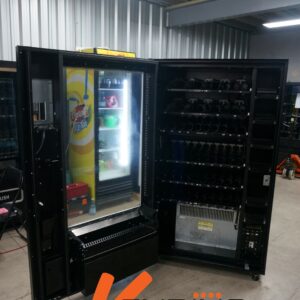 5 WIDE COMBO VENDING MACHINE - Image 4