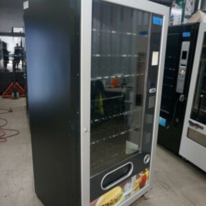 4 WIDE COMBO VENDING MACHINE - Image 2