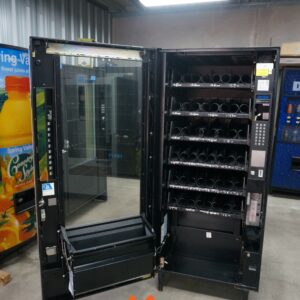 4 WIDE SNACK VENDING MACHINE WITH CHILLER - Image 3
