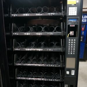 4 WIDE SNACK VENDING MACHINE WITH CHILLER - Image 2