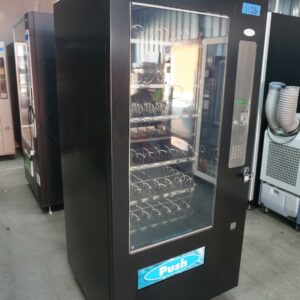 4 WIDE COMBO VENDING MACHINE - Image 4
