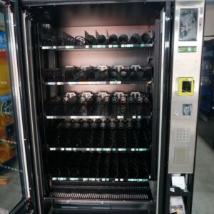5 WIDE COMBO VENDING MACHINE WITH ELEVATOR - Image 4