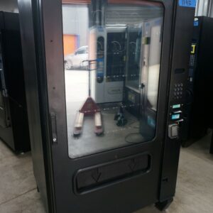 5 WIDE COMBO VENDING MACHINE WITH ELEVATOR - Image 2