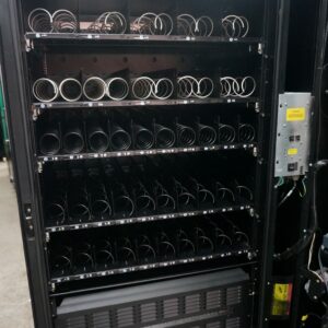 5 WIDE COMBO VENDING MACHINE WITH ELEVATOR - Image 4