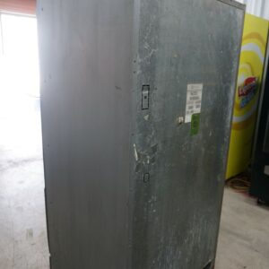 4 WIDE COMBO VENDING MACHINE - Image 5