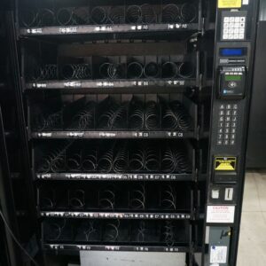 4 WIDE SNACK VENDING MACHINE WITH CHILLER - Image 5