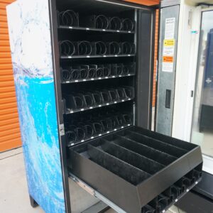 5 WIDE COMBO VENDING MACHINE WITH HIGH CAPACITY CAN DRAW - Image 5