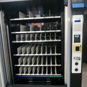 6 WIDE COMBO VENDING MACHINE WITH ELEVATOR - Image 5