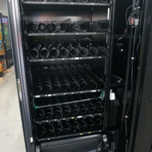 4 WIDE COMBO VENDING MACHINE - Image 5