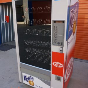 5 WIDE SNACK VENDING MACHINE - Image 1