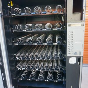 5 WIDE SNACK VENDING MACHINE - Image 5