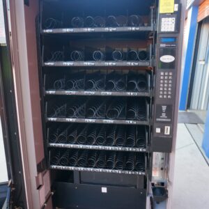 5 WIDE SNACK VENDING MACHINE WITH CHILLER - Image 5