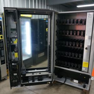 HIGH-CAPACITY DRINK VENDING MACHINE - Image 4