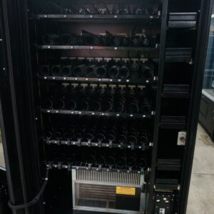 5 WIDE COMBO VENDING MACHINE - Image 4