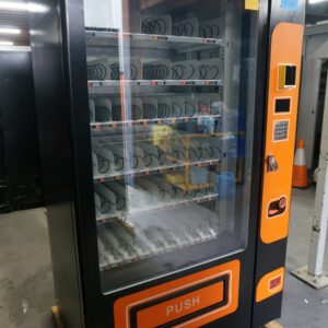 5 WIDE COMBO VENDING MACHINE - Image 3