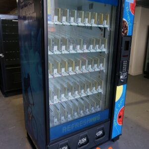 HIGH-CAPACITY DRINK VENDING MACHINE - Image 2