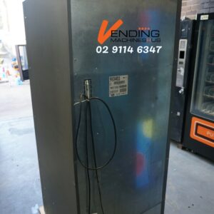 3 WIDE COMBO VENDING MACHINE - Image 4