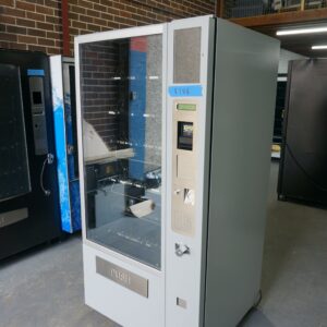 4 WIDE COMBO VENDING MACHINE